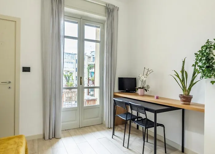 Intero - Aurora Turín